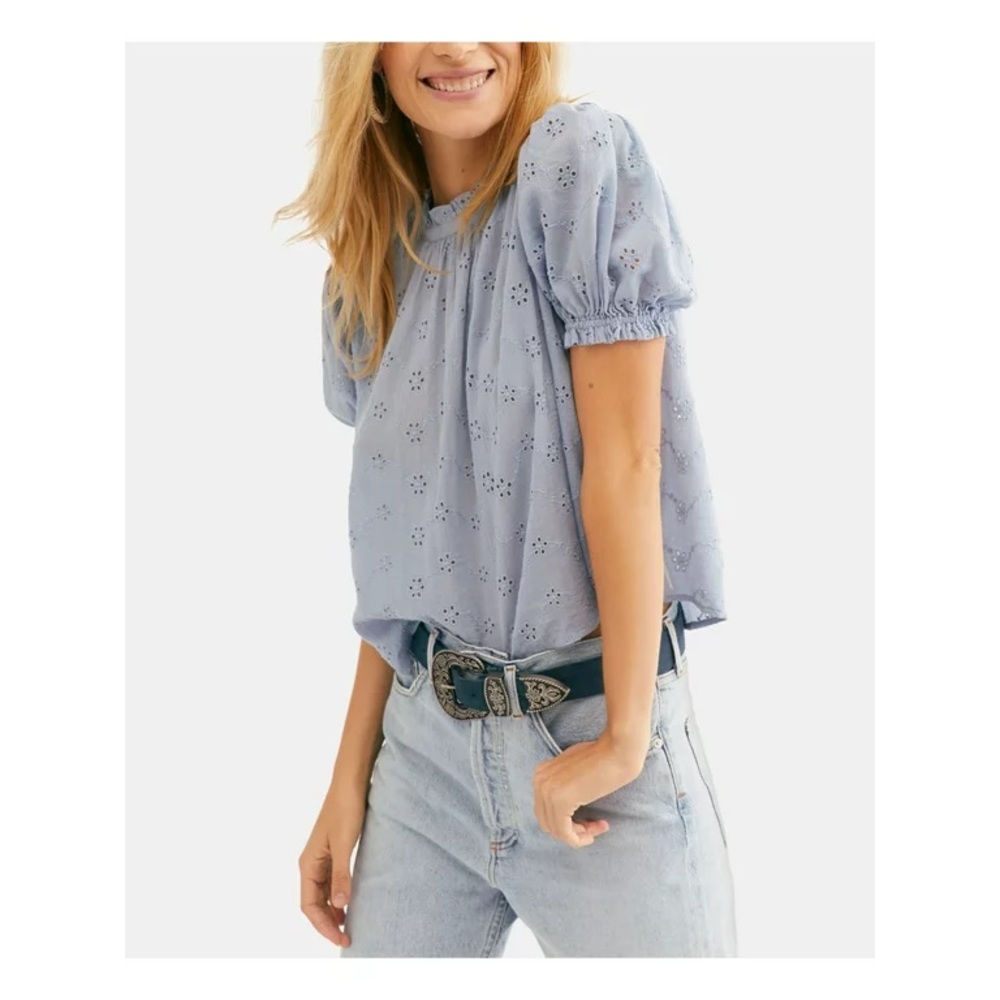 Free people blue flower cutout tie back blouse, size medium